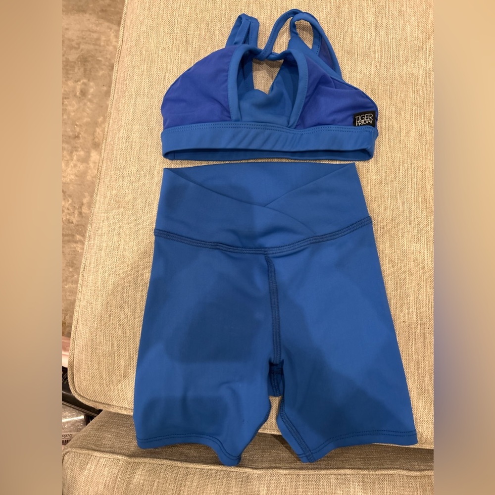 Tiger Friday set, CM top and CS bike shorts